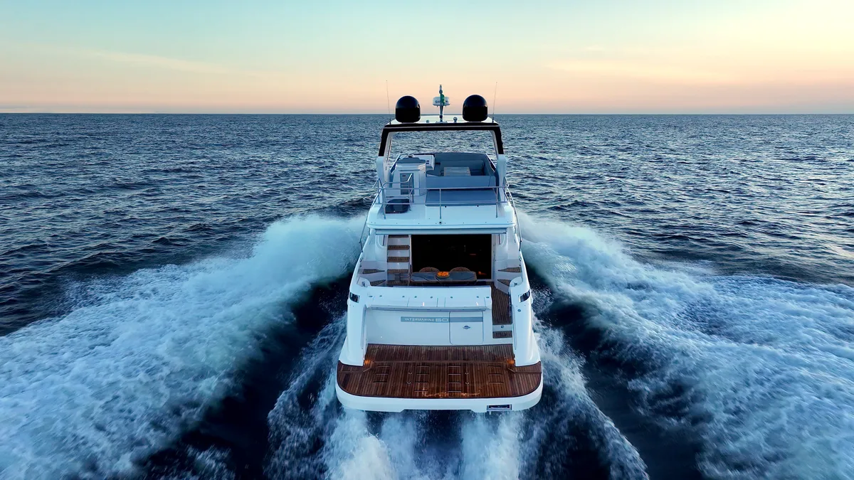 Intermarine 60 — Exterior