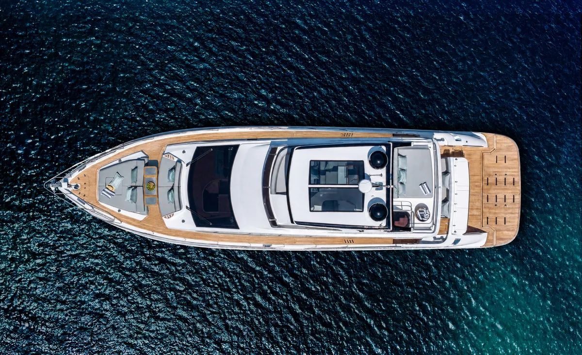 Intermarine 60 — Exterior (5 de 8)